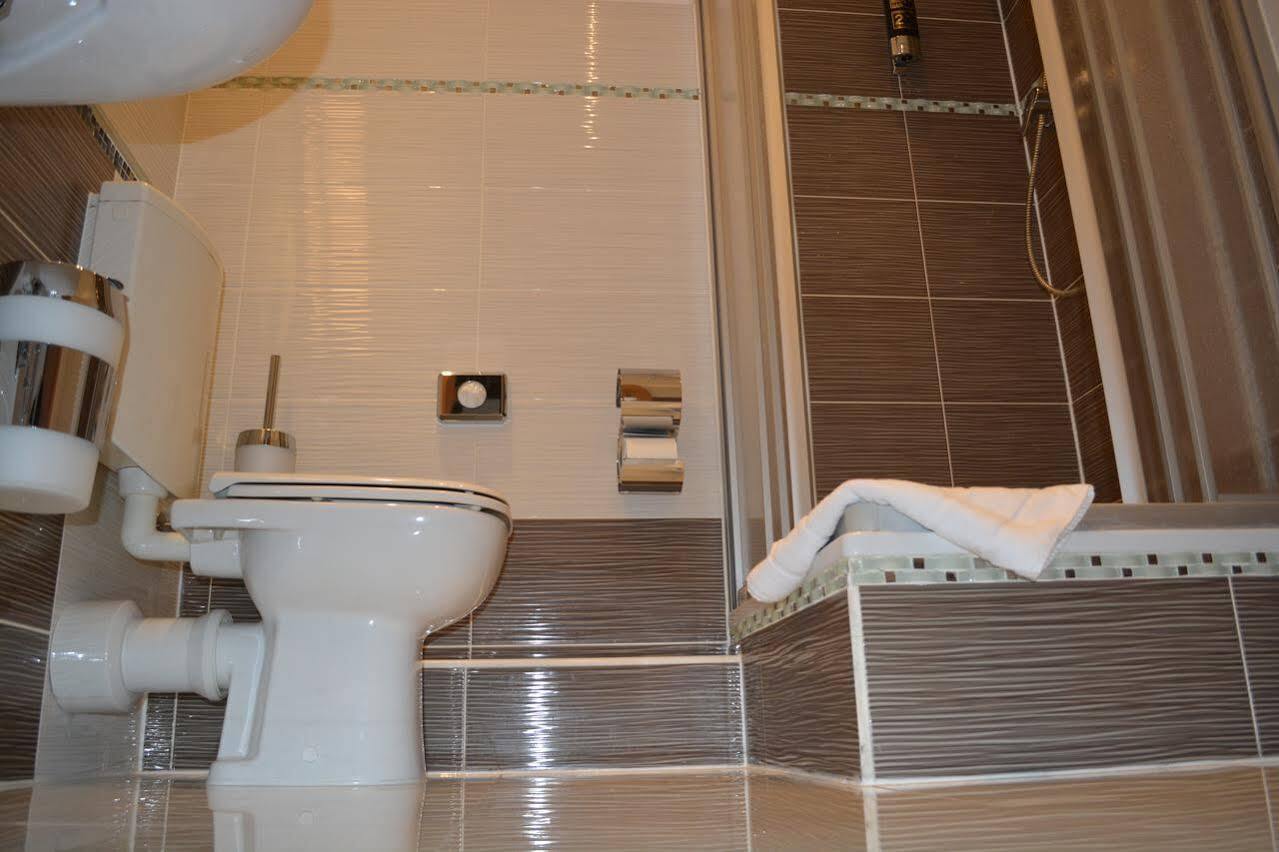 B&D Hotel Hanovre Extérieur photo